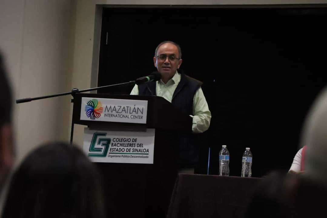Clausura Cobaes Jornadas Educativas 2023 con la conferencia “Docentes que Transforman”