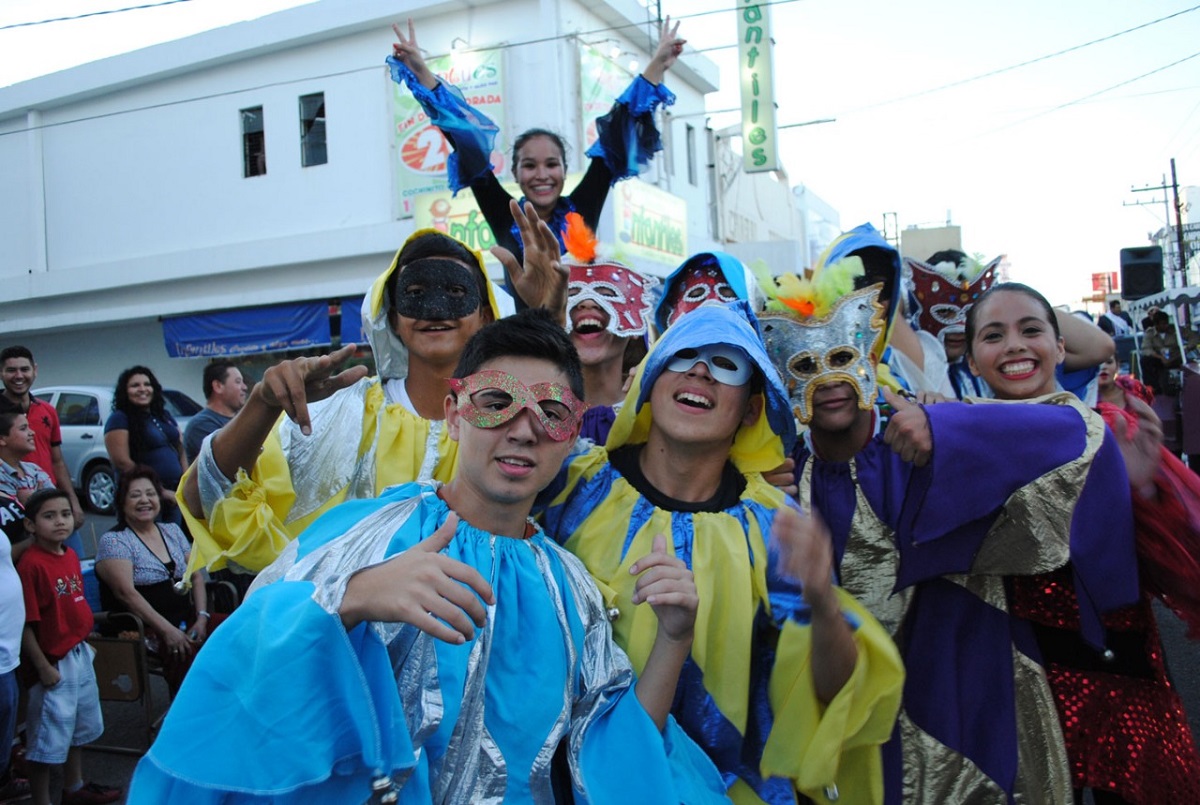 Cerrarán este viernes la Avenida del Mar por desfile de candidatos a reinados del Carnaval de Mazatlán