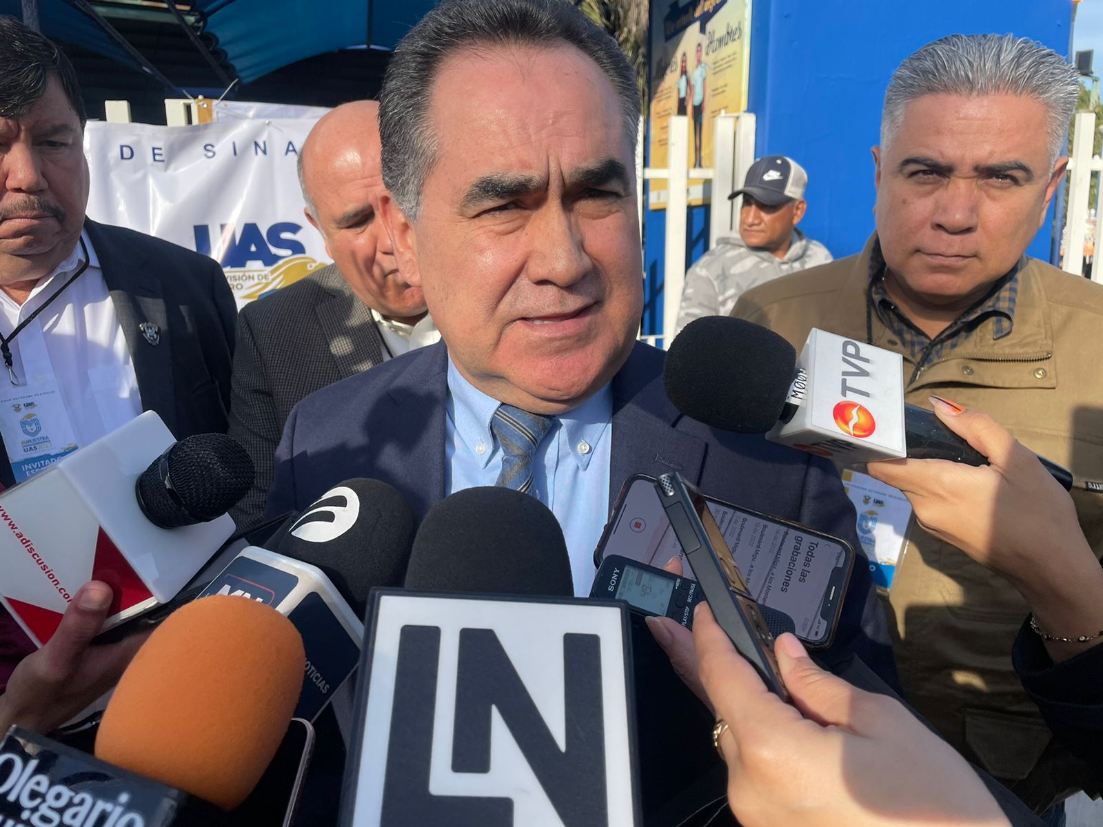 Vigilará UAS que alumnos cumplan la nueva Ley Antitabaco al interior de sus instalaciones