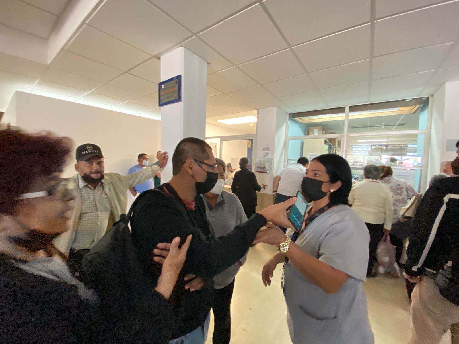 Se esconde director del ISSSTE de la prensa y derechohabientes en Mazatlán