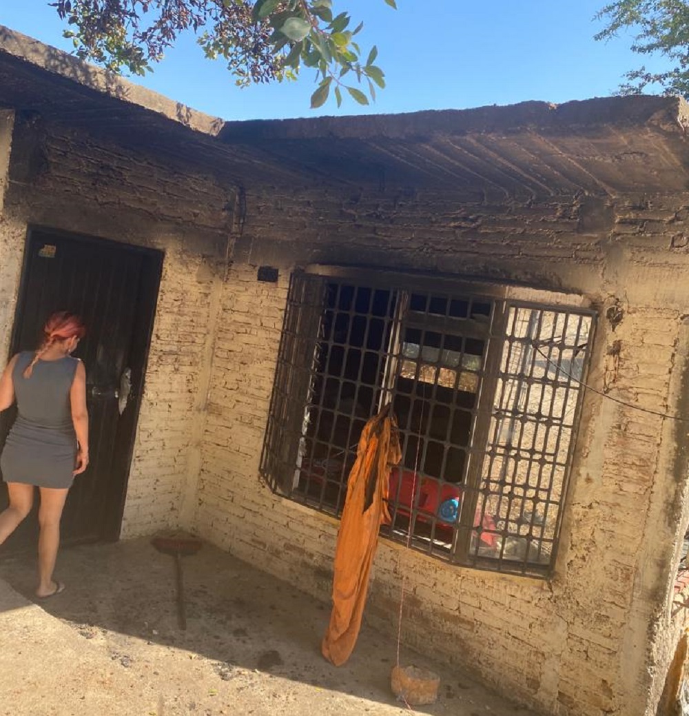 Lexy y sus hijos lo perdieron todo en un incendio, necesita de nuestro apoyo