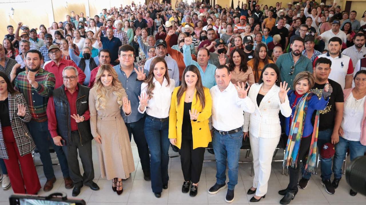 ¡No se fue sola! Alcaldesa de Mocorito se lleva a su marido y equipo a Morena, tras dejar el PAS