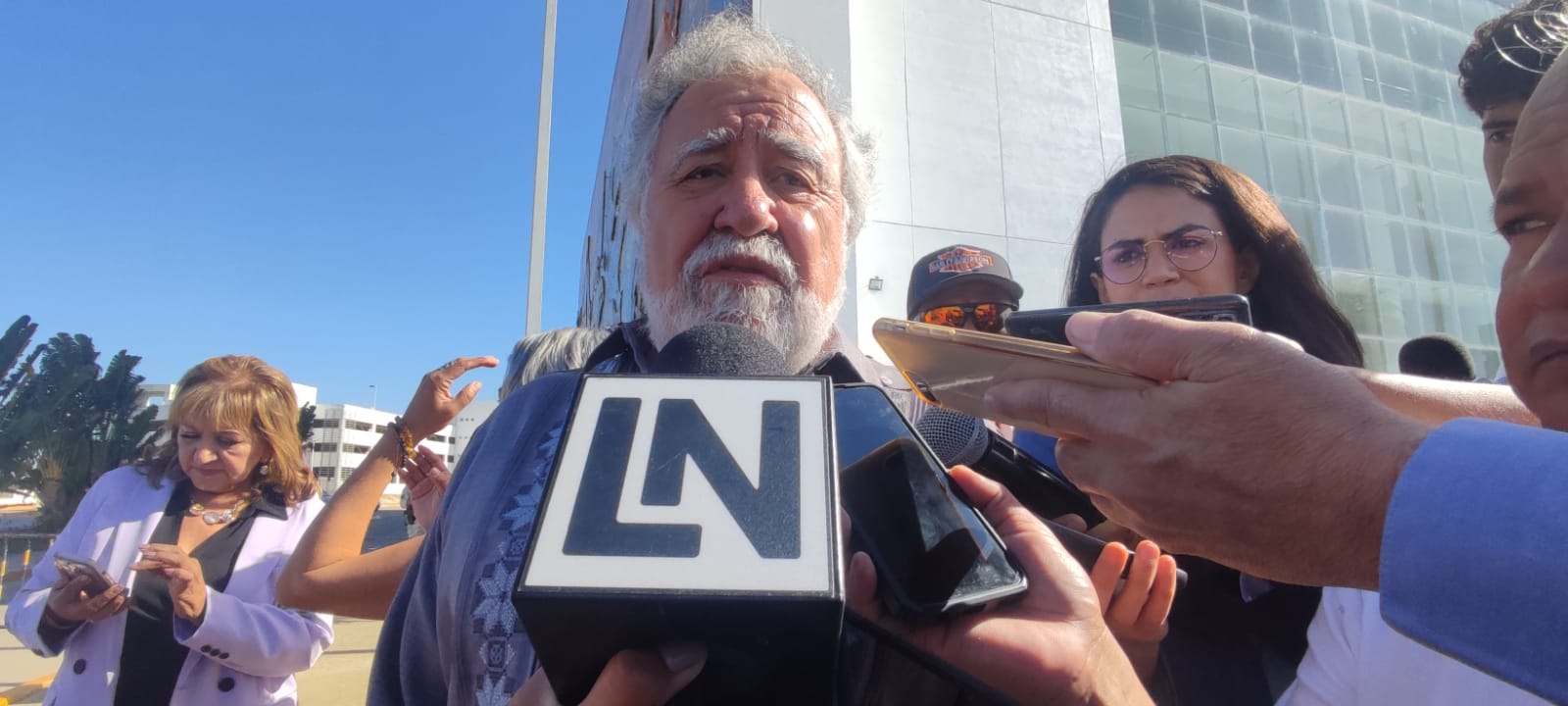 El subsecretario de Derechos Humanos, Alejandro Encinas, vendrá a inaugurar panteón forense de Sinaloa: Gobernador