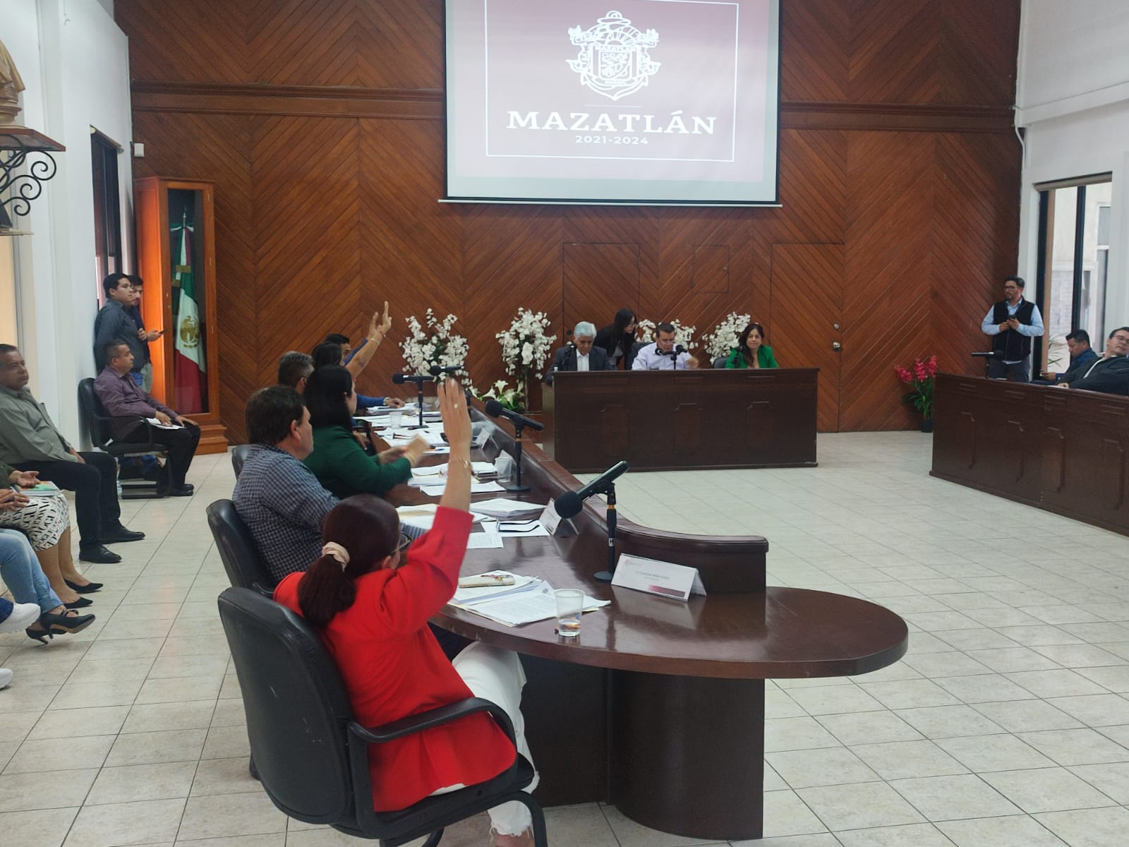 Aprueban dar facultad a directores del Ayuntamiento de Mazatlán para certificar documentos