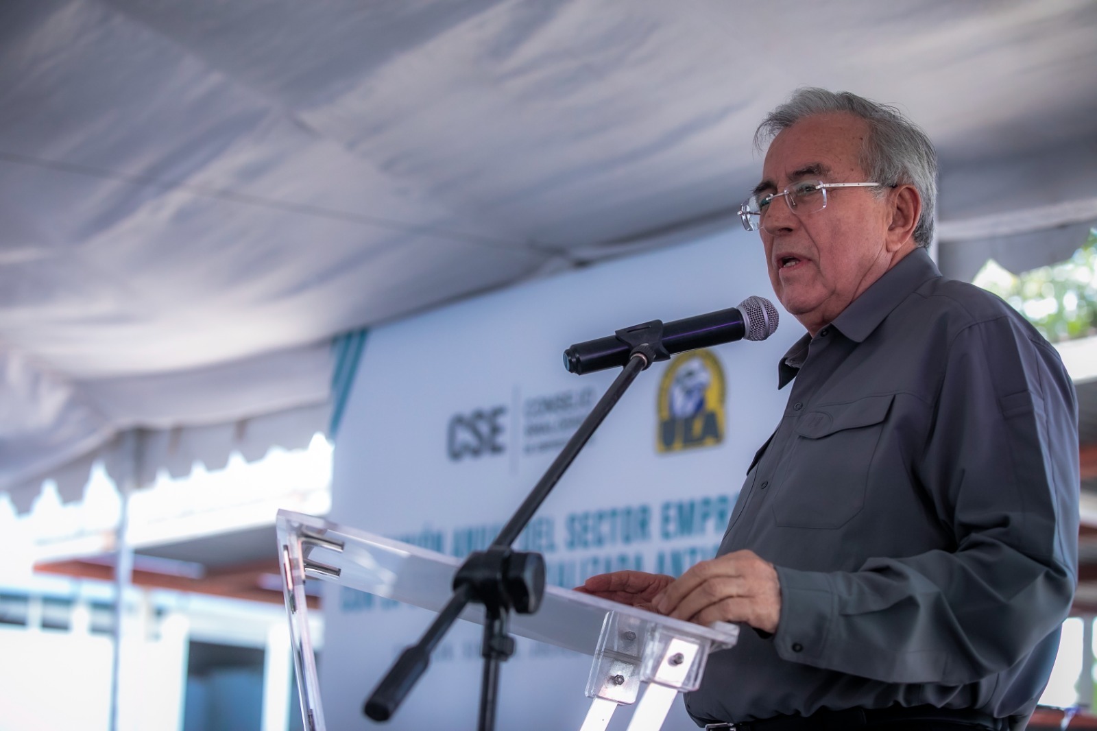 Gobernador Rocha y empresarios sinaloenses reconocen el trabajo de la UEA en el combate al secuestro