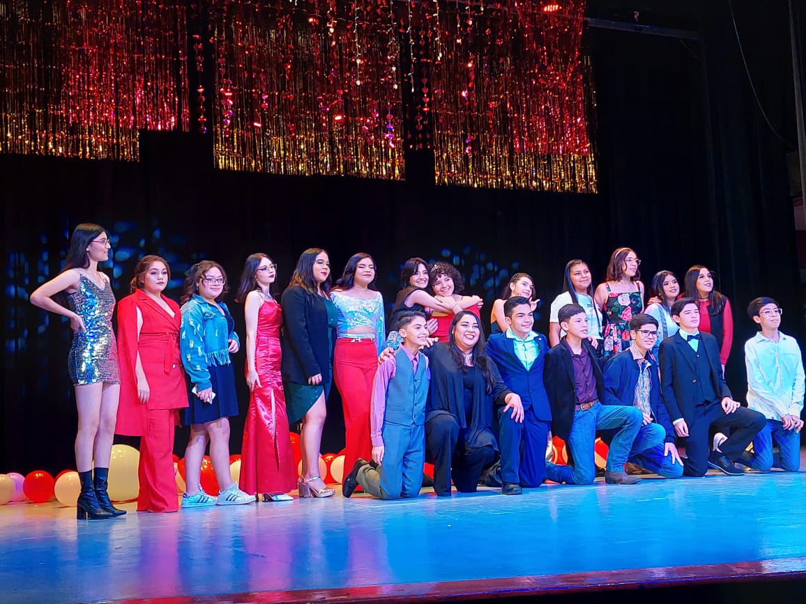 ¡De lujo! ‘Canta corazón el concierto de amor’, alumnos de Pilar del Rocío se lucen en el escenario del teatro Ferrusquilla