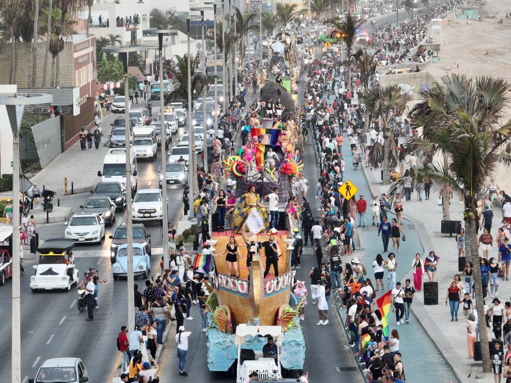 Dejan fuera a la comunidad LGBTTI del Carnaval de Mazatlán; diputada exige disculpas