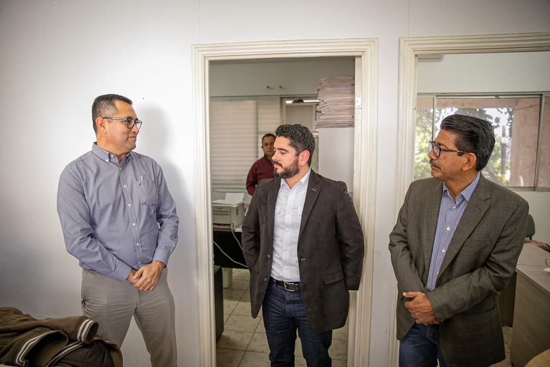“No andamos en la farándula y no nos vamos a centrar en esas cosas”, sostiene el nuevo secretario de Guasave