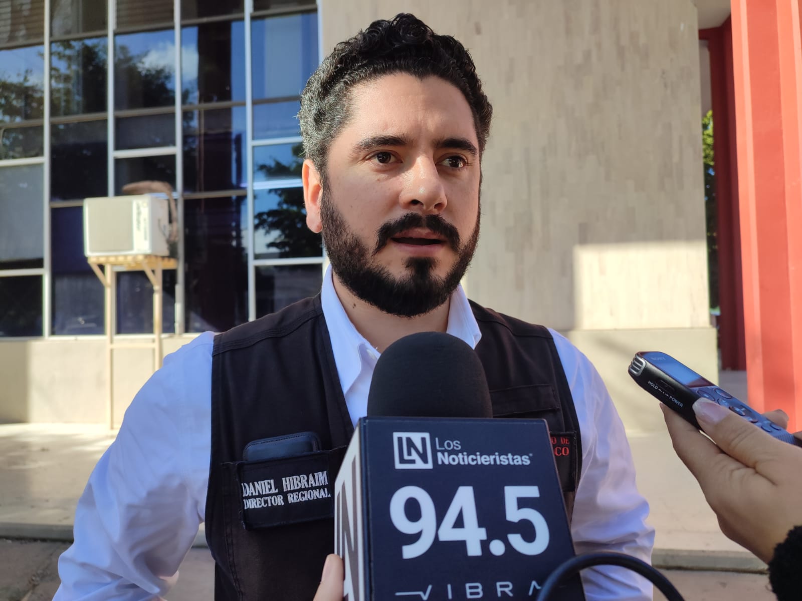 Sí renunció a la Dirección del Bienestar; niega Daniel Hibraim doble trabajo
