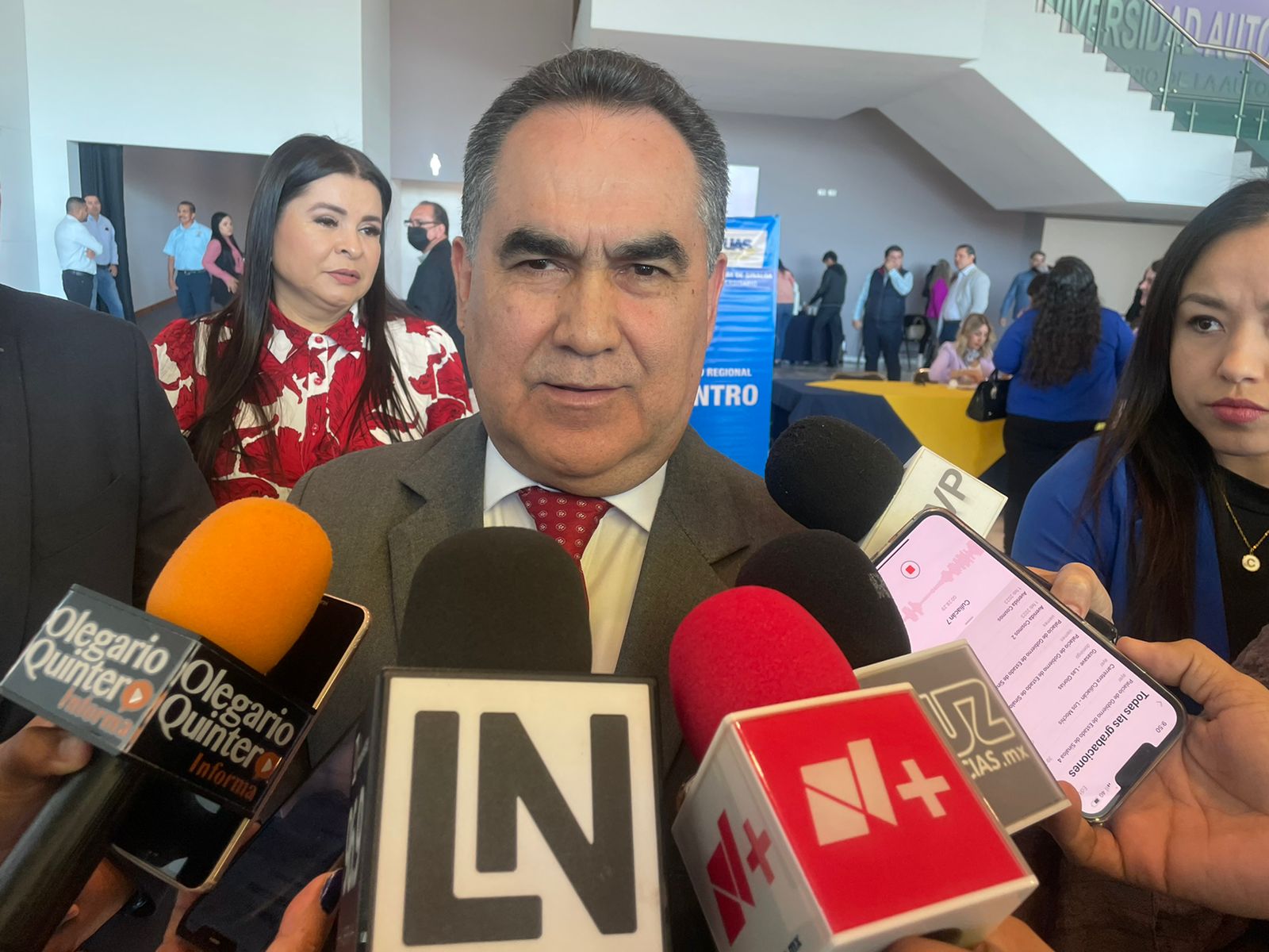 ‘Yo jamás he hablado de PAS, yo siempre soy rector de la UAS’: Madueña Molina