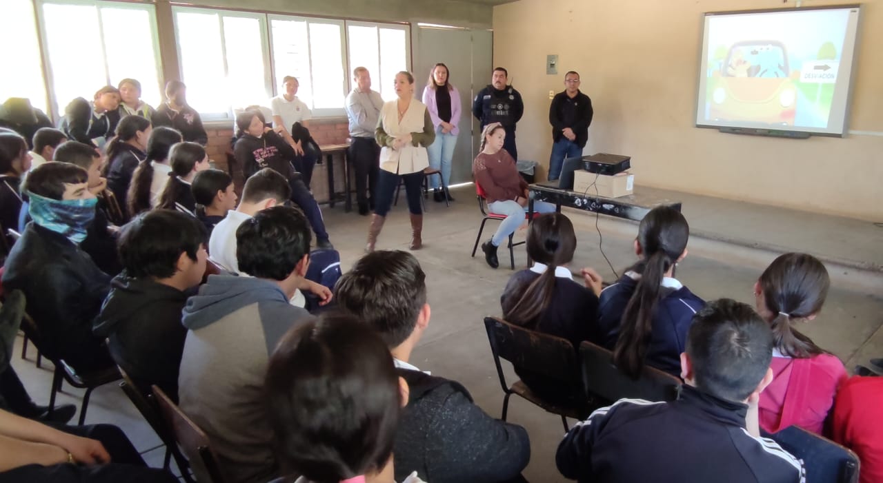 En Badiraguato el gobierno trabaja por una convivencia sana en las escuelas