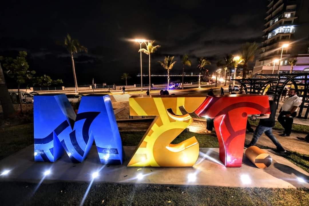 Es ‘Químico Benítez’ el dueño de las letras de Mazatlán