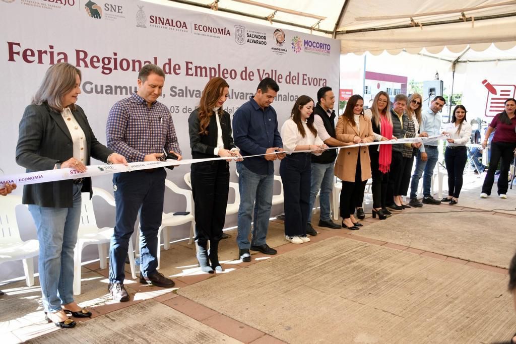 Logran acomodar a 234 personas en diversas empresas mediante la Feria Regional del Empleo