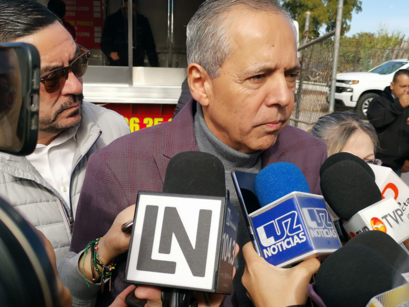 Reactiva alcalde de Ahome visita a comunidades, pone en marcha programa de obras 2023 con apoyos del estado