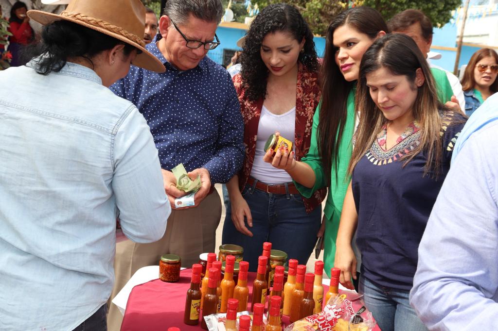 Inauguran el Corredor Comercial de Teacapán, en Escuinapa