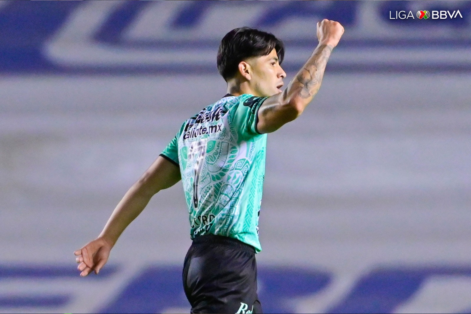 León golea 3-0 a los Gallos en el inicio de la fecha 6 en la Liga Mx