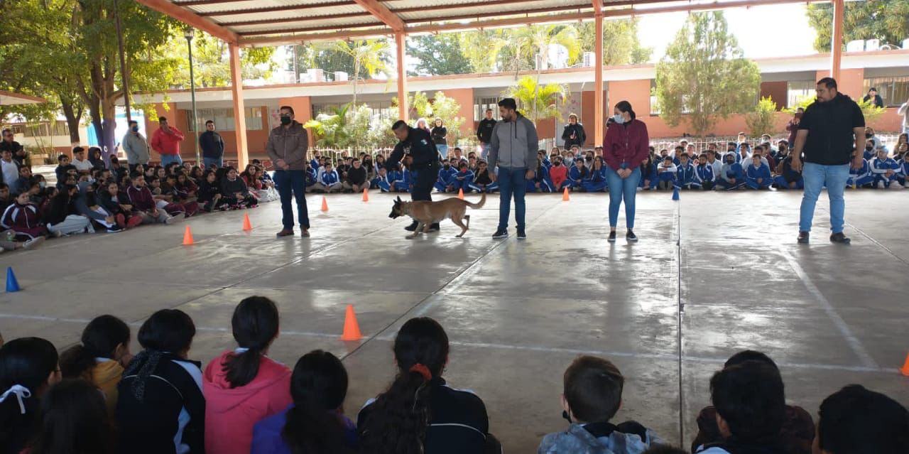Llevan a secundarias de Angostura el programa “Cultura para Prevenir”