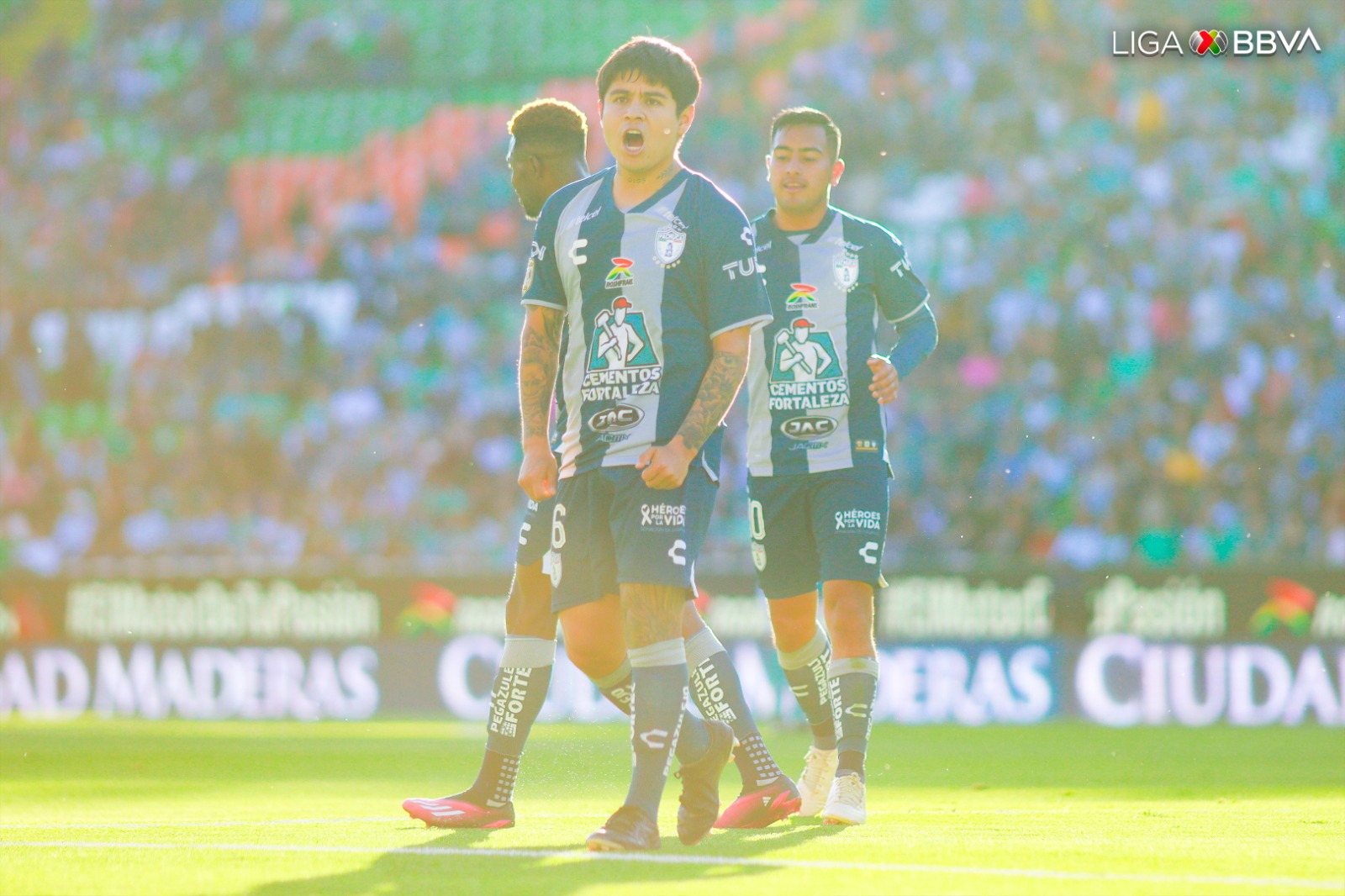 ¡Brillante! Los Tuzos del Pachuca derrotan 1-0 a León