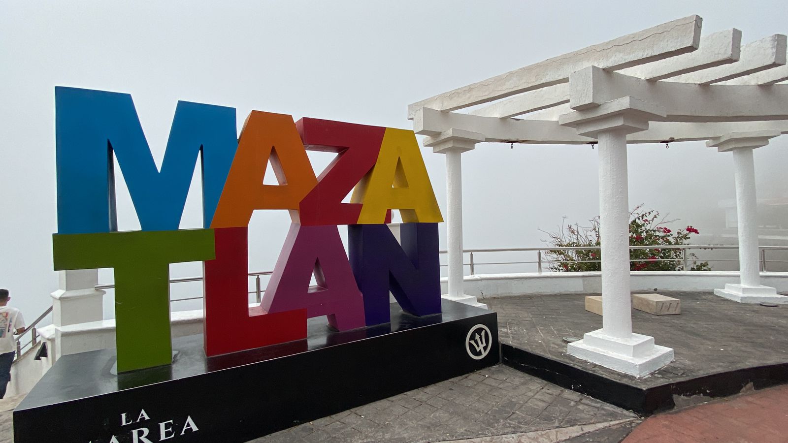 ¡De postal! Neblina sorprende a turistas y locales en Mazatlán
