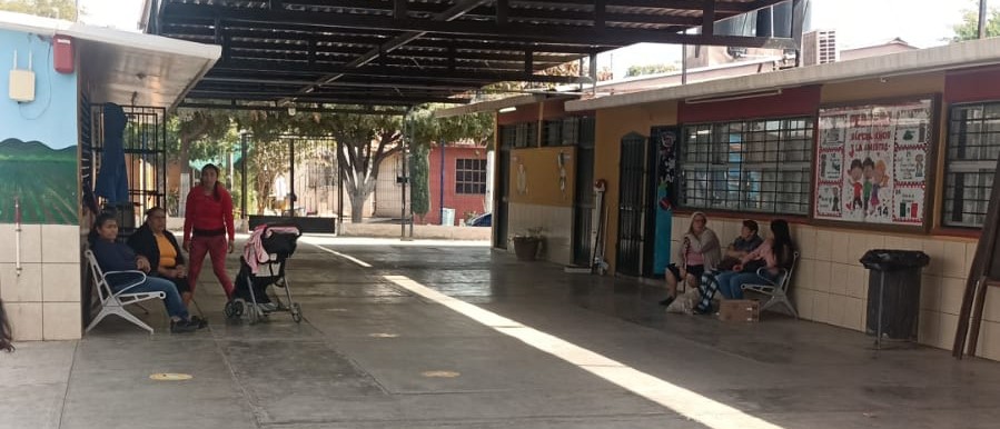Pide SEP más oficios para otorgar base a intendente en la Manuel Acuña; padres amenazan con nueva toma
