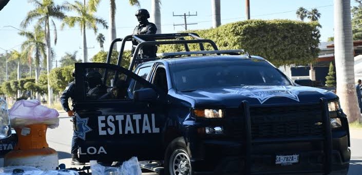Detienen a hombre originario de Guasave por robar camioneta en Mazatlán