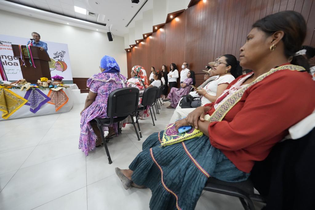 Realiza Congreso Parlamento Lingüístico de Sinaloa; llaman a preservar lenguas maternas