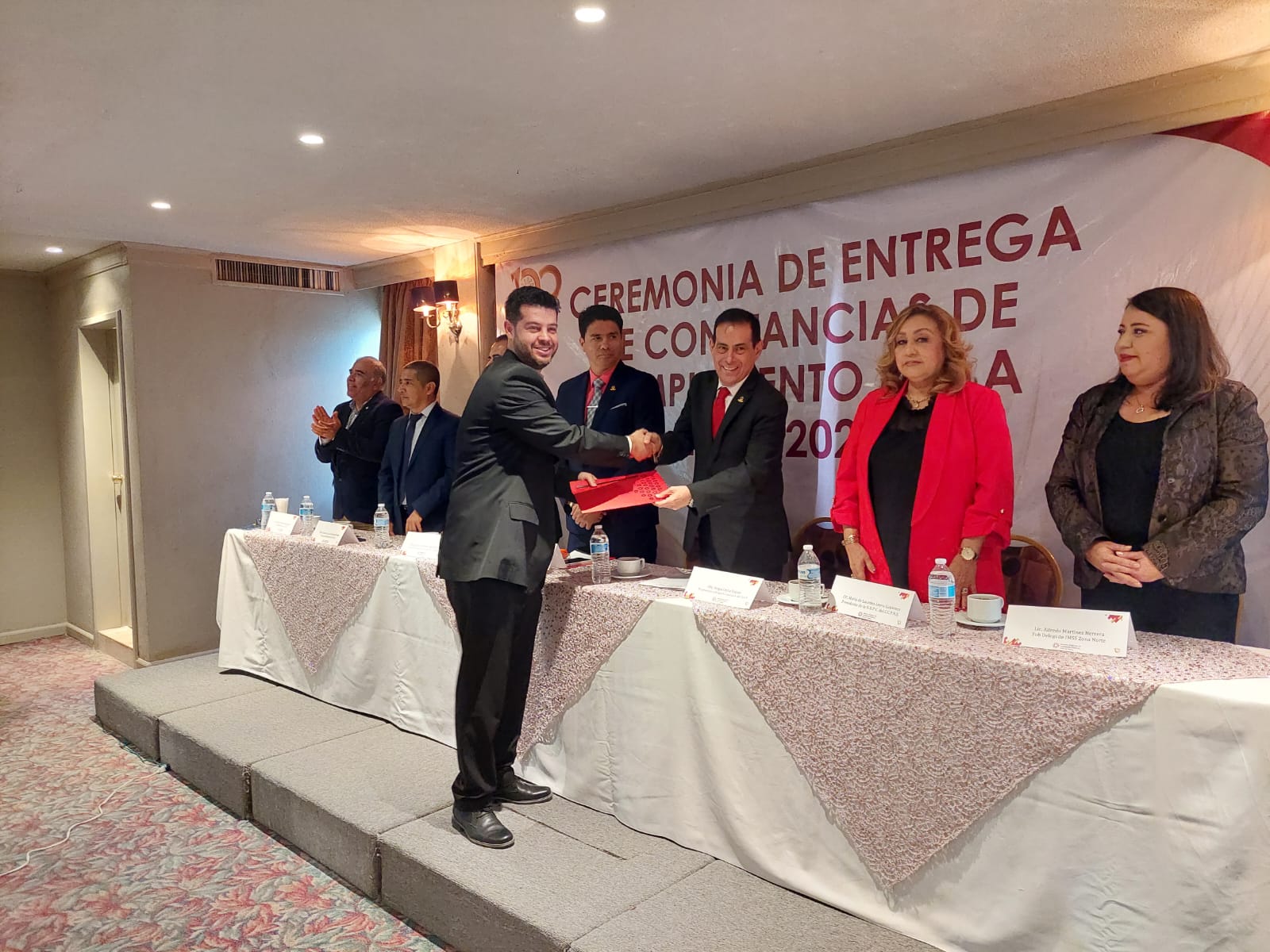 Reciben certificaciones miembros del Colegio de Contadores Públicos del Norte de Sinaloa
