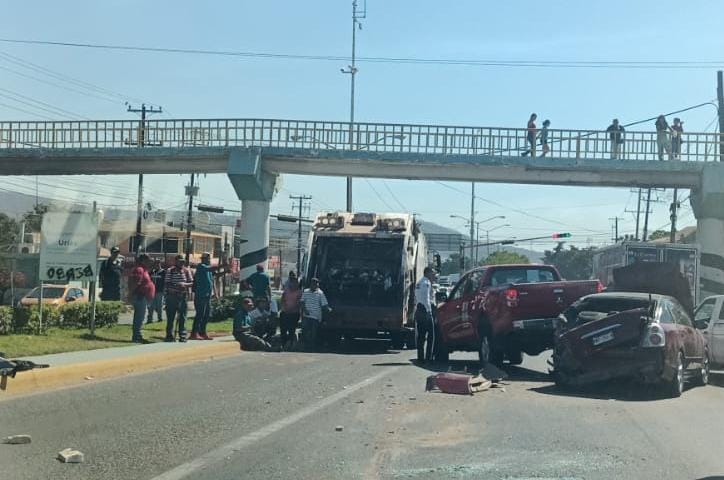 Se registra múltiple accidente en puente de Urías en Mazatlán