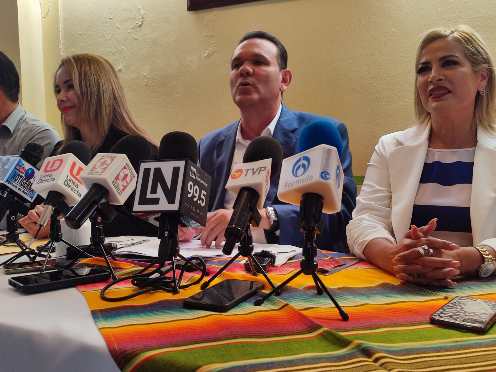 Una denuncia si marchan con AMLO el 18 de marzo con dinero público, advierte MC a morenistas en Sinaloa