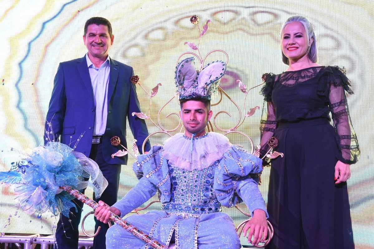 Arrancan las fiestas del Carnaval Guamúchil 2023; coronan a Melvin I como Rey de la Alegría
