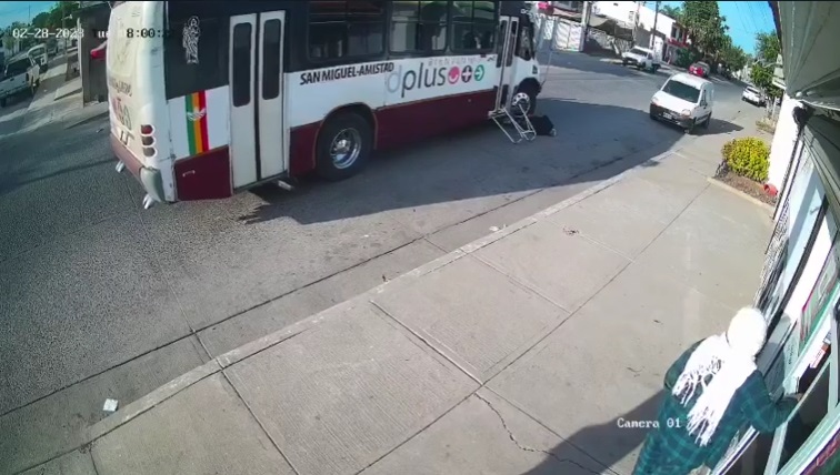 Suspende Vialidad el permiso del chofer que atropelló a Seferino, en Culiacán