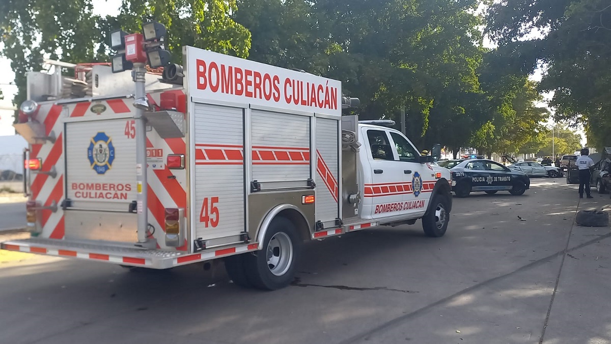 Bomberos está listo para brindar atención vial y rescate acuático en esta Semana Santa; apoyarán a Navolato