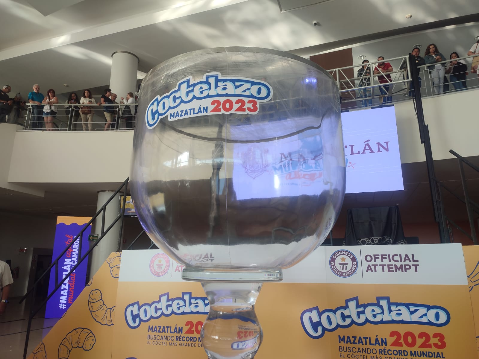 Con receta de naranja y piña, Mazatlán buscará el récord Guinness con el Coctelazo 2023