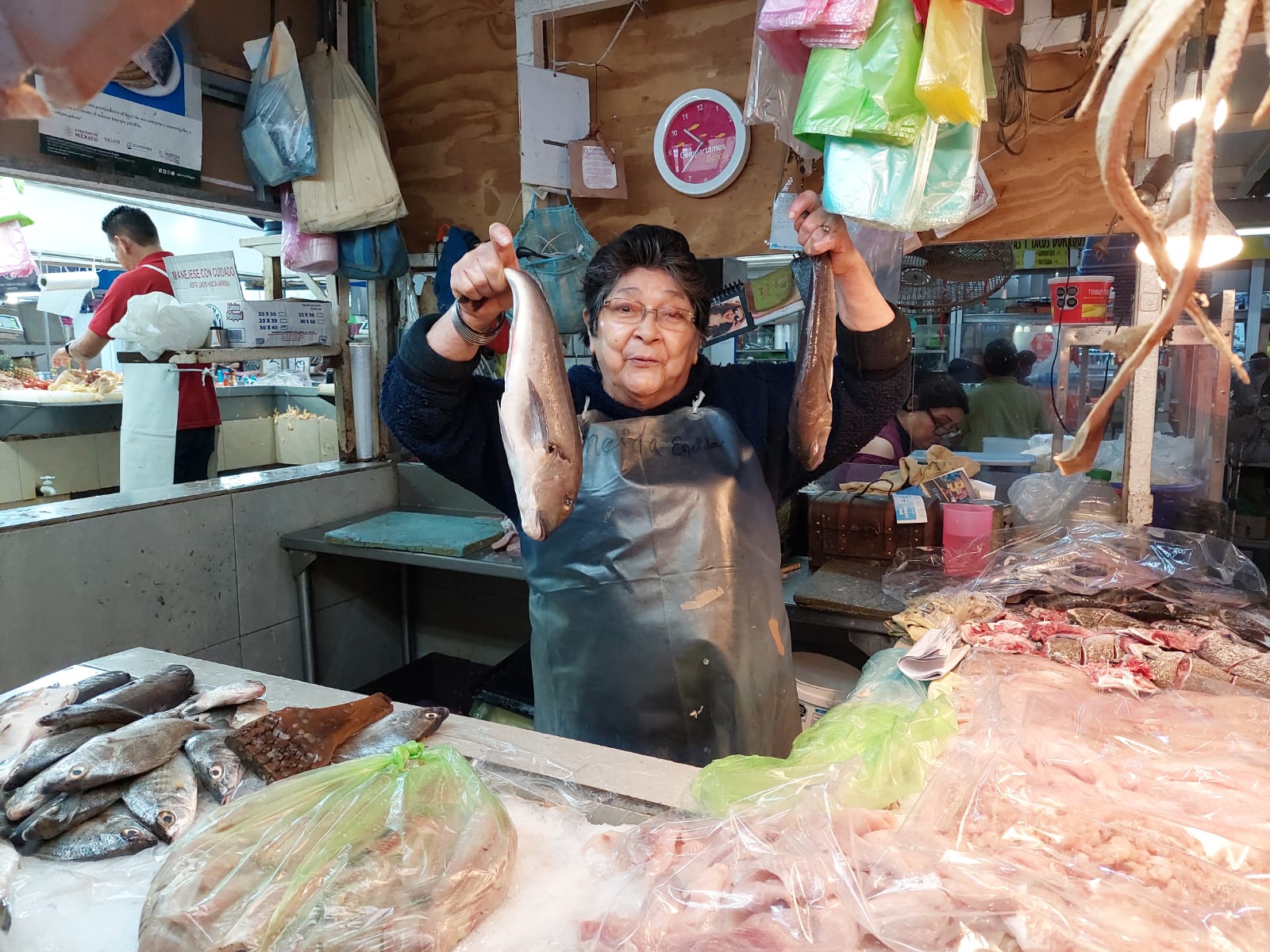 Arrancan cuaresma con buen abasto de pescados y mariscos frescos y de calidad en el mercado popular