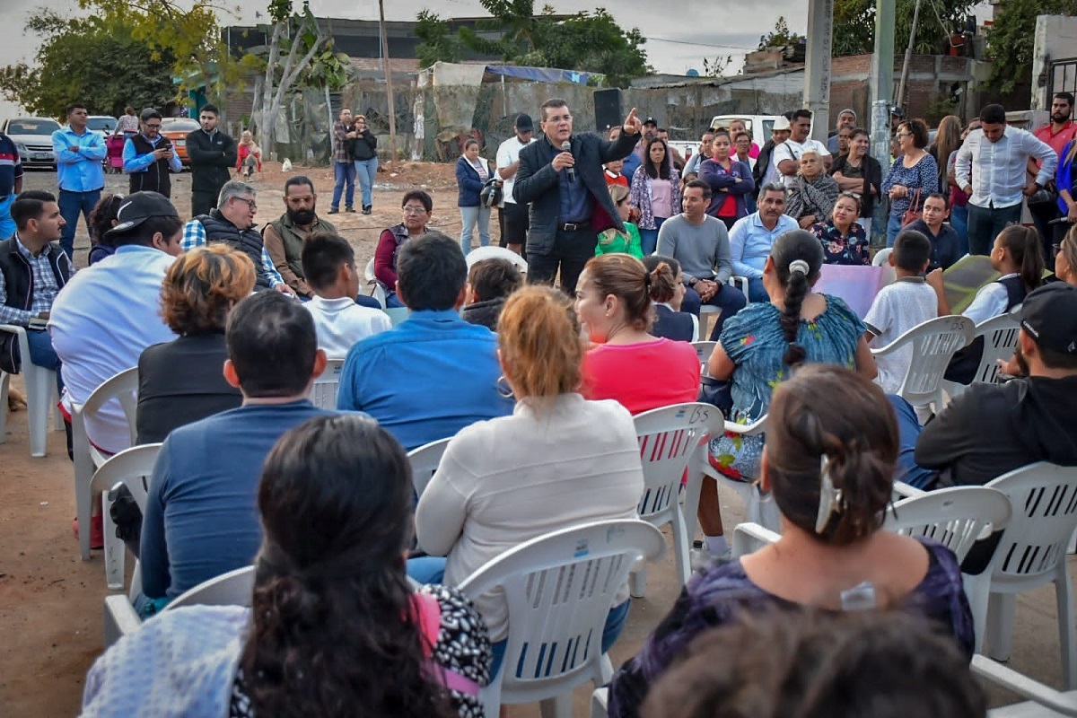 Servicios básicos, lo más demandado por ciudadanos en la colonia 13 de Septiembre, en Mazatlán