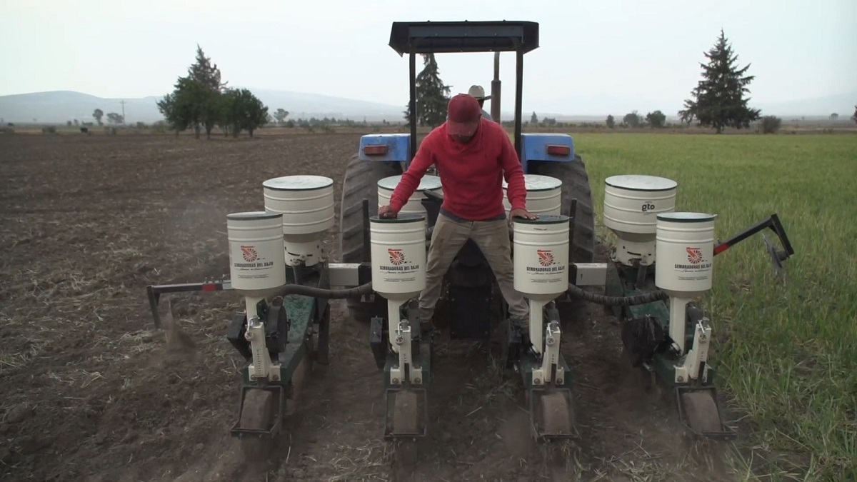 Distinguen a México por su laboratorio para maquinaria agrícola, único en Latinoamérica