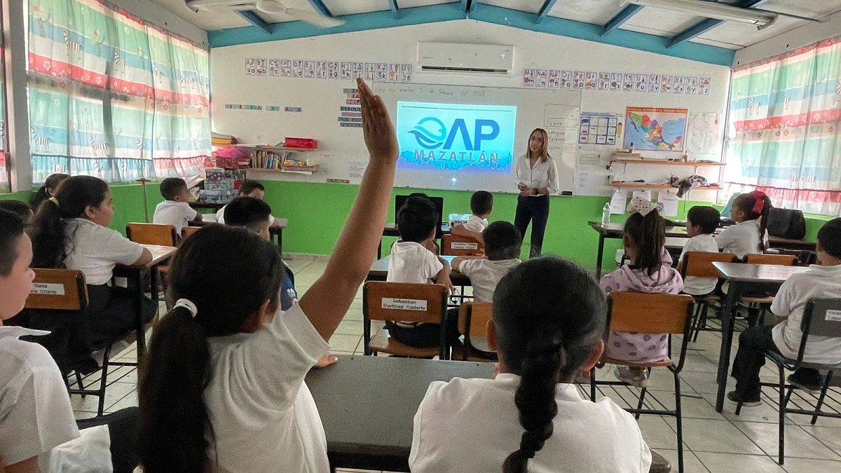 Cumple Operadora de Playas ciclo de talleres en Escuela Primaria “Melchor Ocampo”