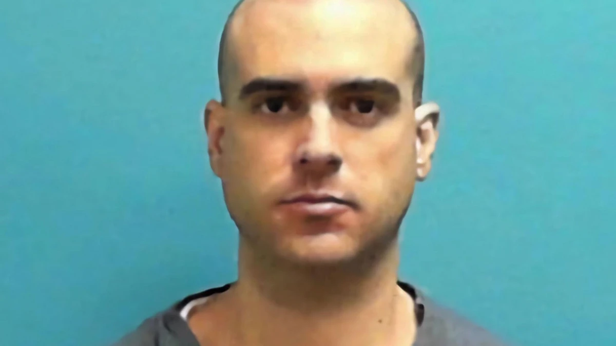 Con uniforme penitenciario gris y rapado, filtran foto de Pablo Lyle