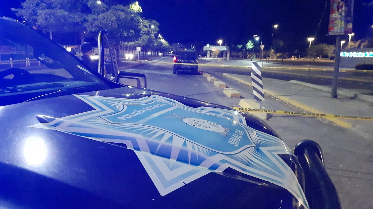 Despojan una Raptor 2023 y minutos después es recuperada por policías, en Culiacán; hay un detenido
