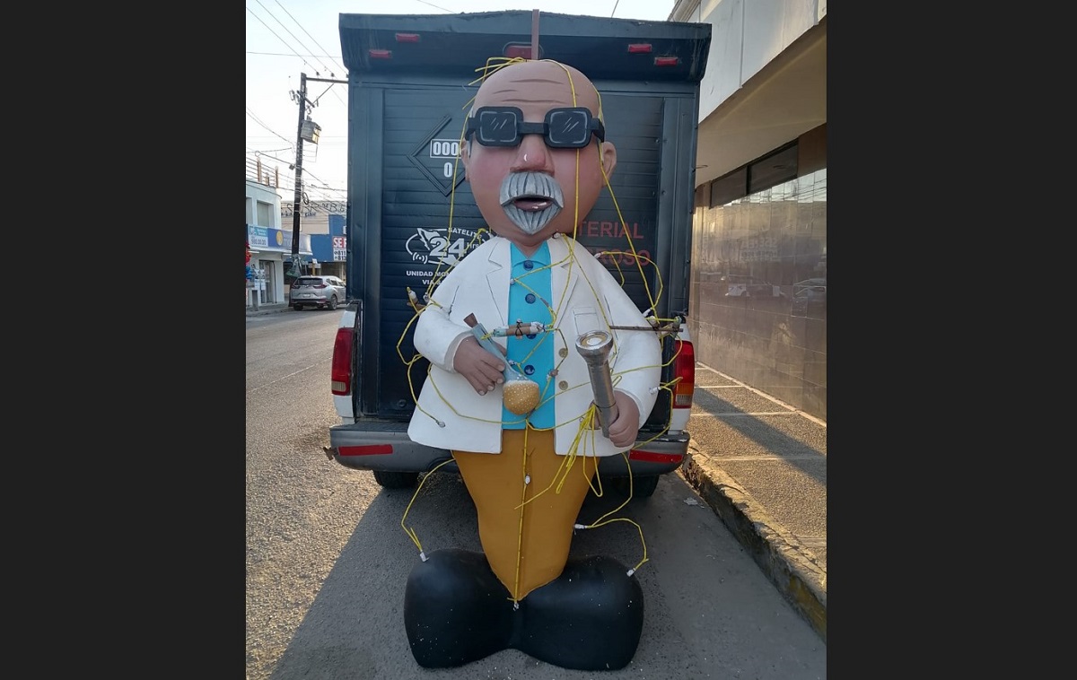 ¿Se parece? Este es ‘El Alquimista Perdido’, ‘El Químico Benítez’ que arderá en Mazatlán esta noche de Carnaval