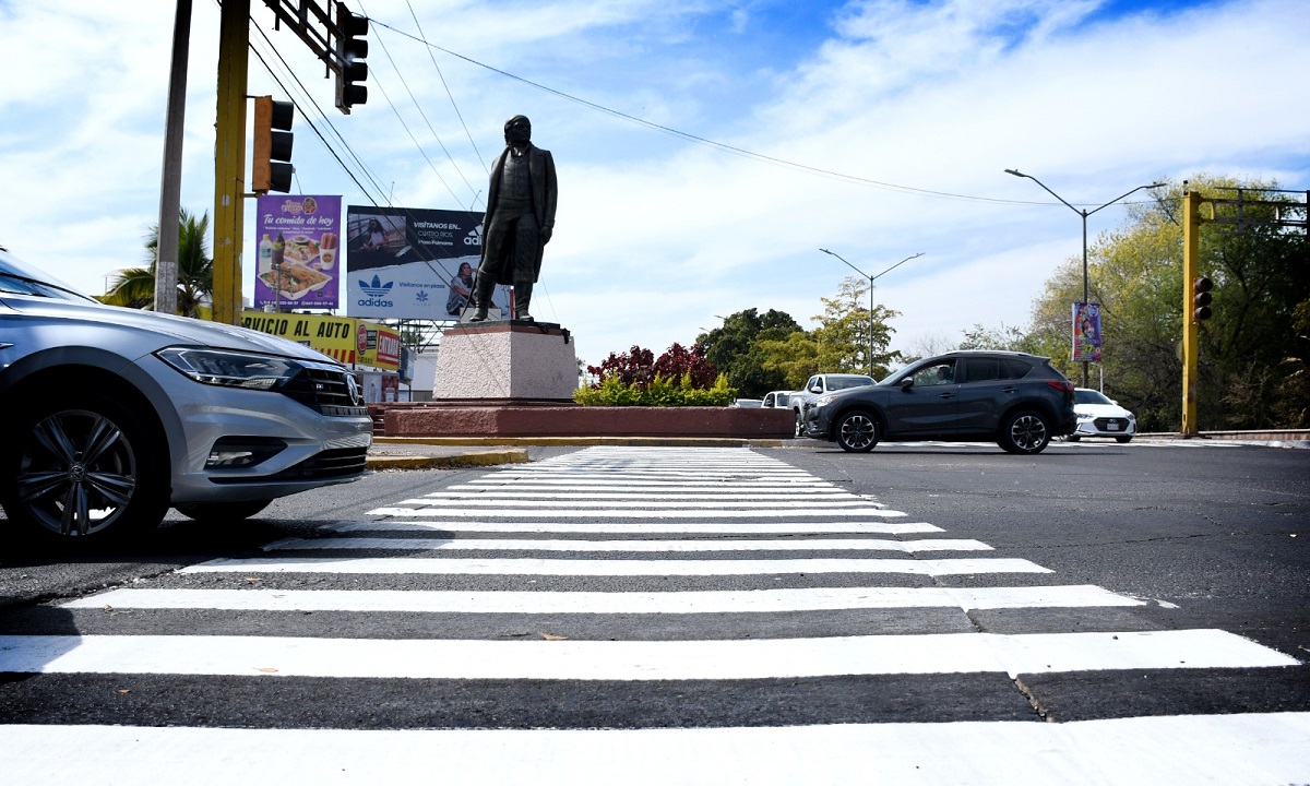 Avanza rehabilitación de cruces peatonales en Paseo Niños Héroes y Xicoténcatl, en Culiacán