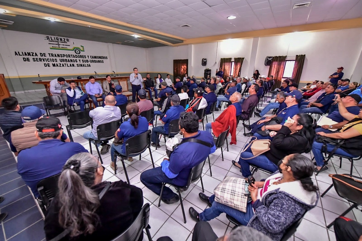 Pone el ejemplo Mazatlán en cumplimiento a derechos de policías y tránsitos jubilados y pensionados