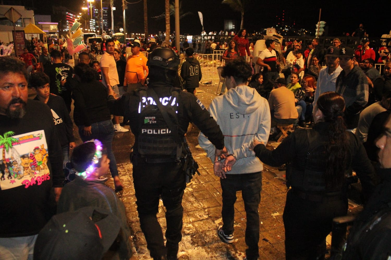 Con saldo blanco culmina el primer desfile del Carnaval de Mazatlán