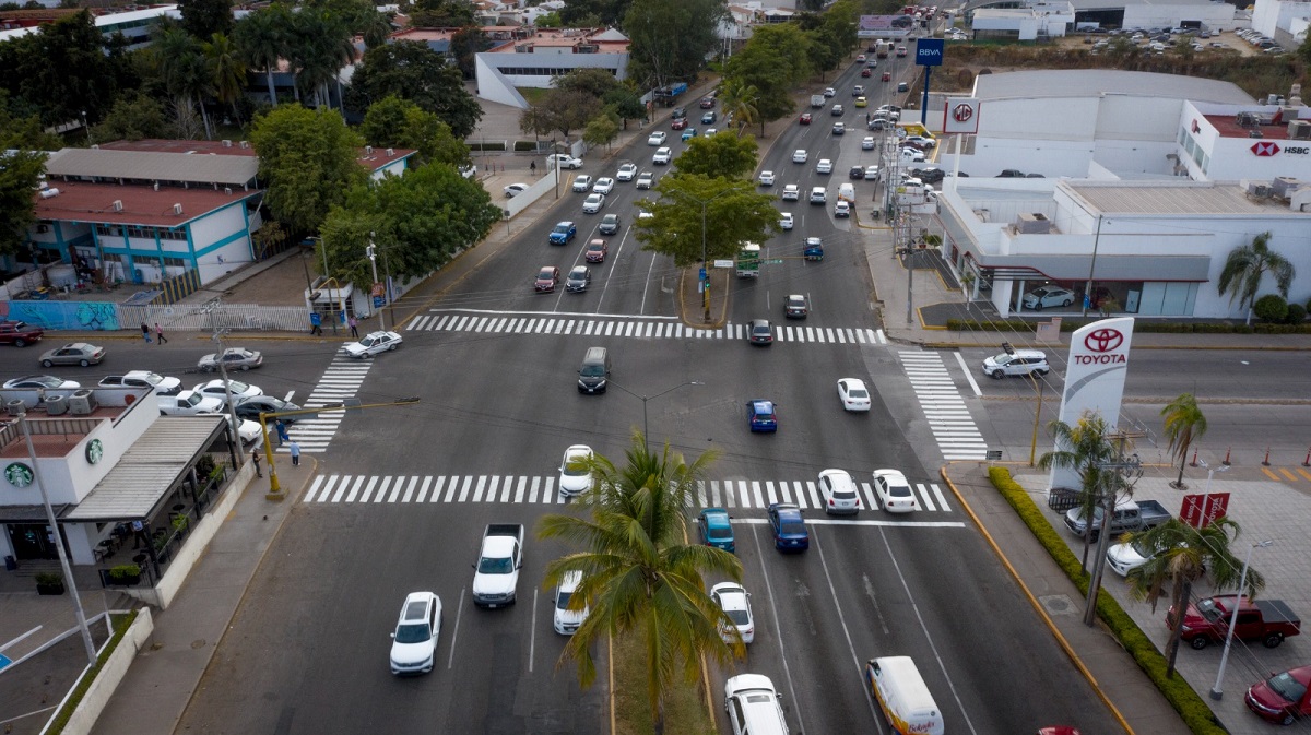 Proyecto de circuito vial, podría convertir a Culiacán en sede de la industria: Juan de Dios