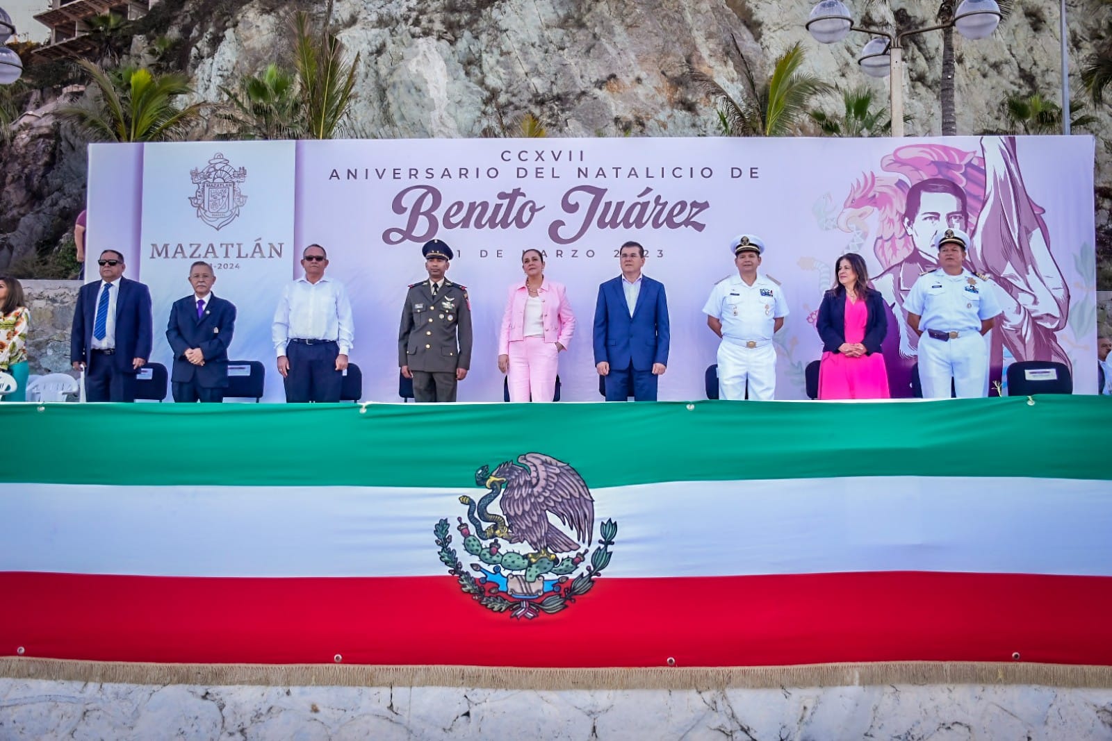 Conmemoran en Mazatlán el CCXVII aniversario del natalicio de Benito Juárez