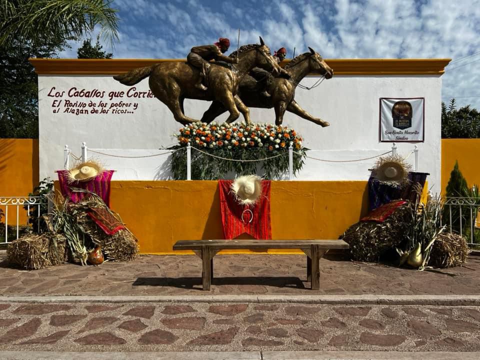 A 100 años recuerdan y recrean la famosa carrera de El Alazán y El Rosillo, en San Benito, Mocorito