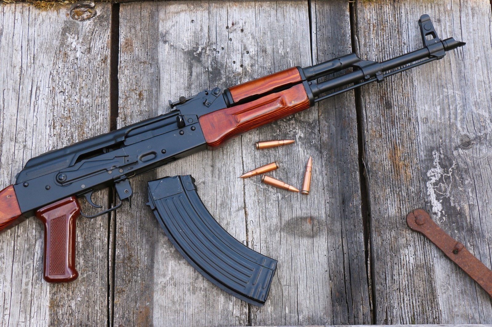 Por conspiración para vender arsenal de alto calibre a cártel mexicano, capturan a dos estadounidenses