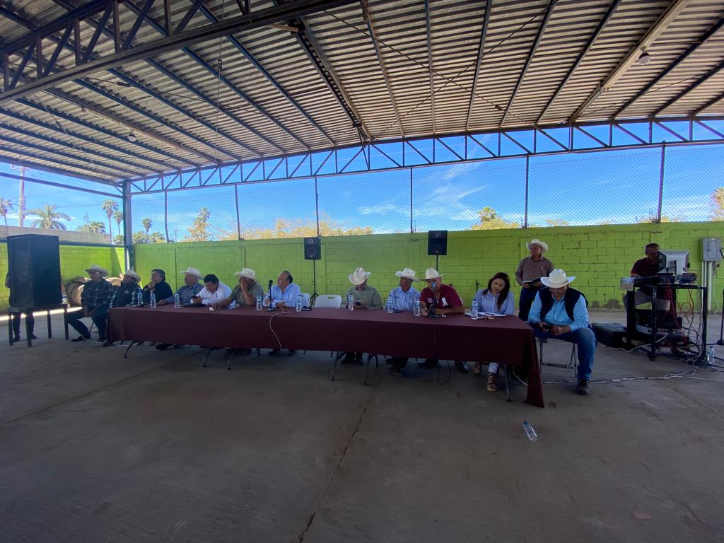 Acuerdan productores agrícolas sacar su maquinaria el sábado e ir al encuentro de AMLO