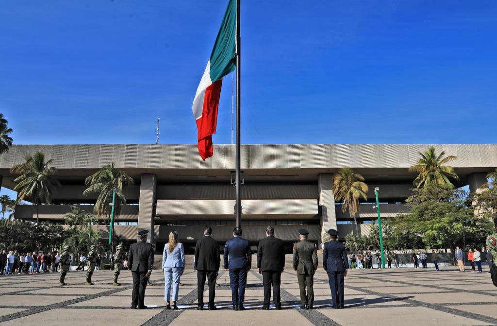 Autoridades conmemoran el 97 aniversario luctuoso del General Ángel Flores