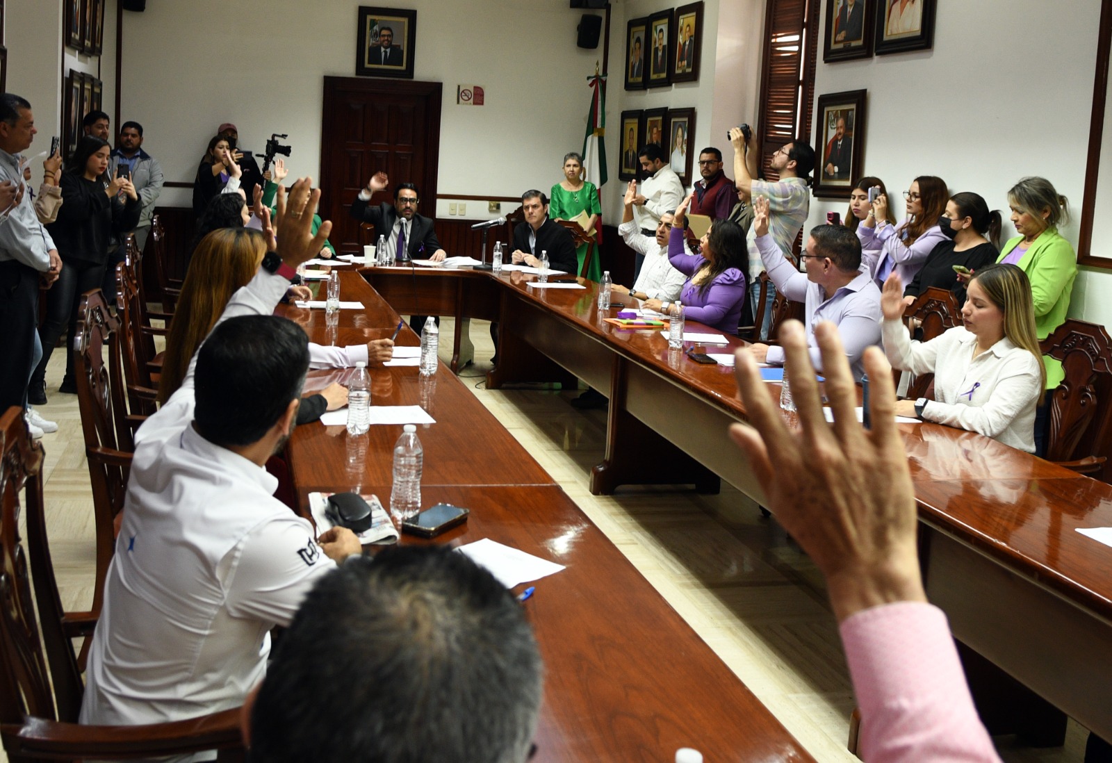 Cabildo de Culiacán aprueba reglamentos en defensa de las mujeres